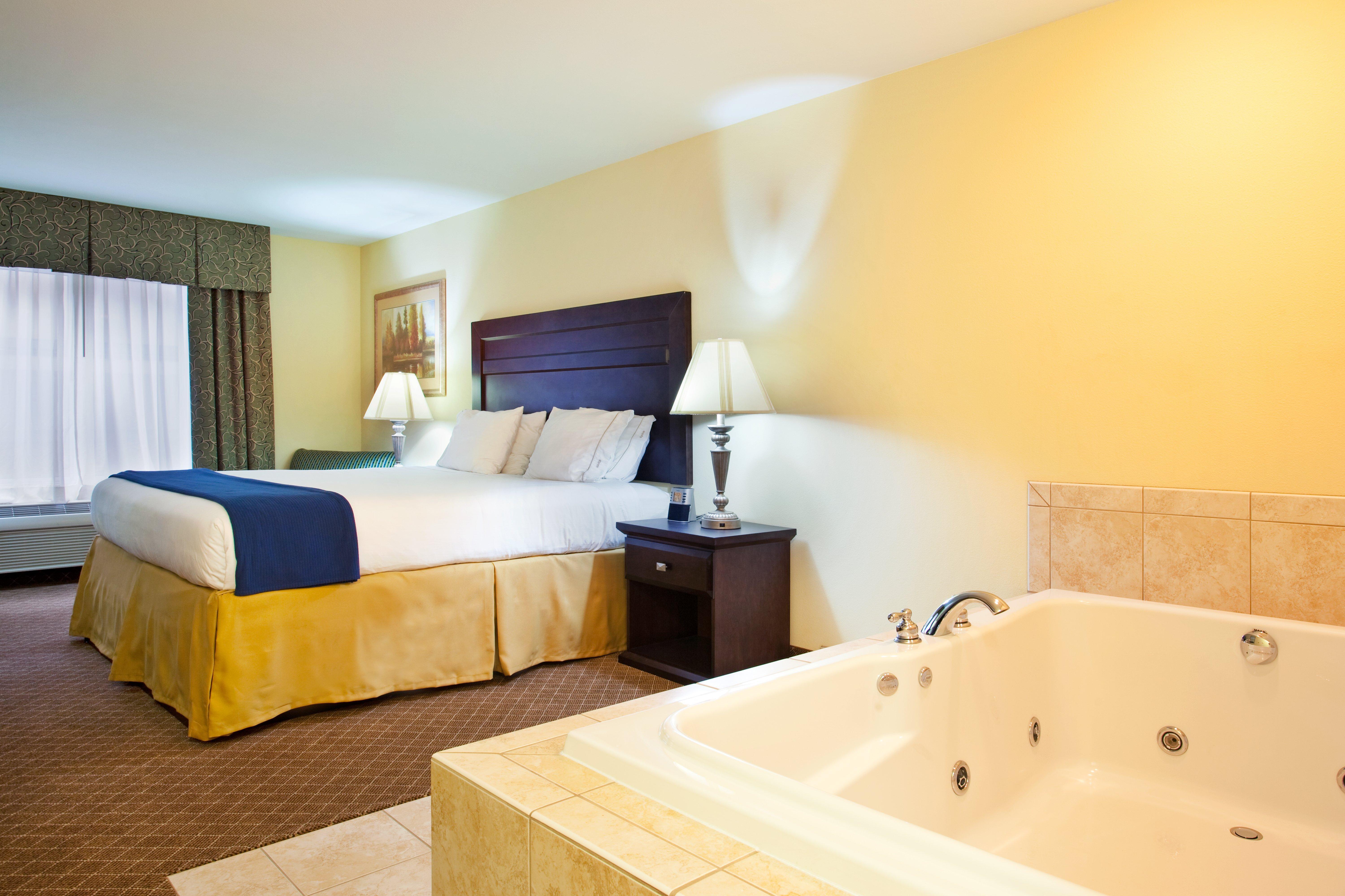 Holiday Inn Express Hotel & Suites Chicago South Lansing By Ihg Exterior photo