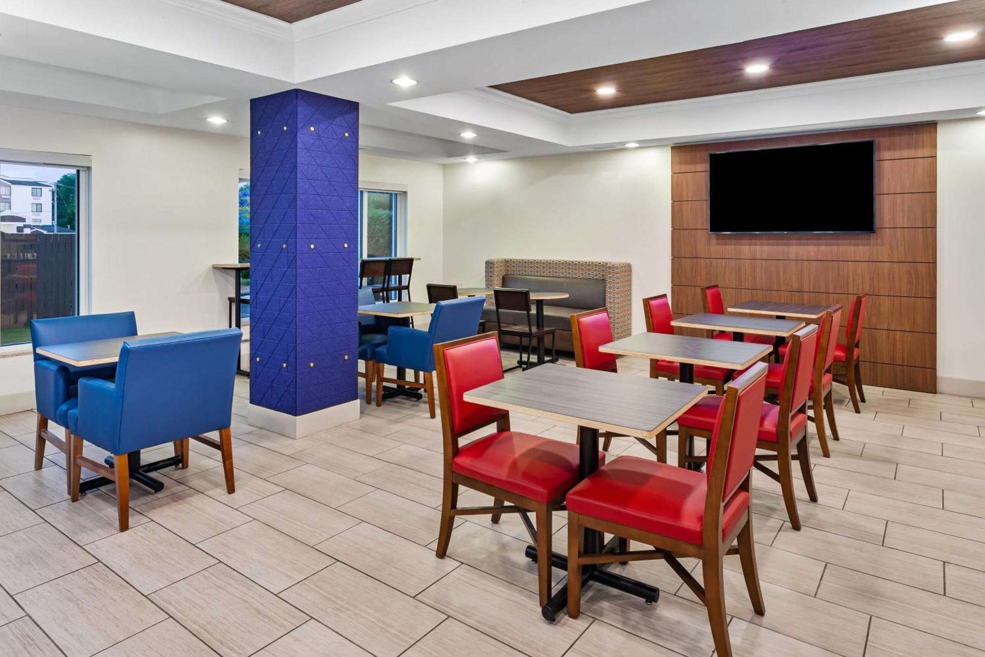 Holiday Inn Express Hotel & Suites Chicago South Lansing By Ihg Exterior photo